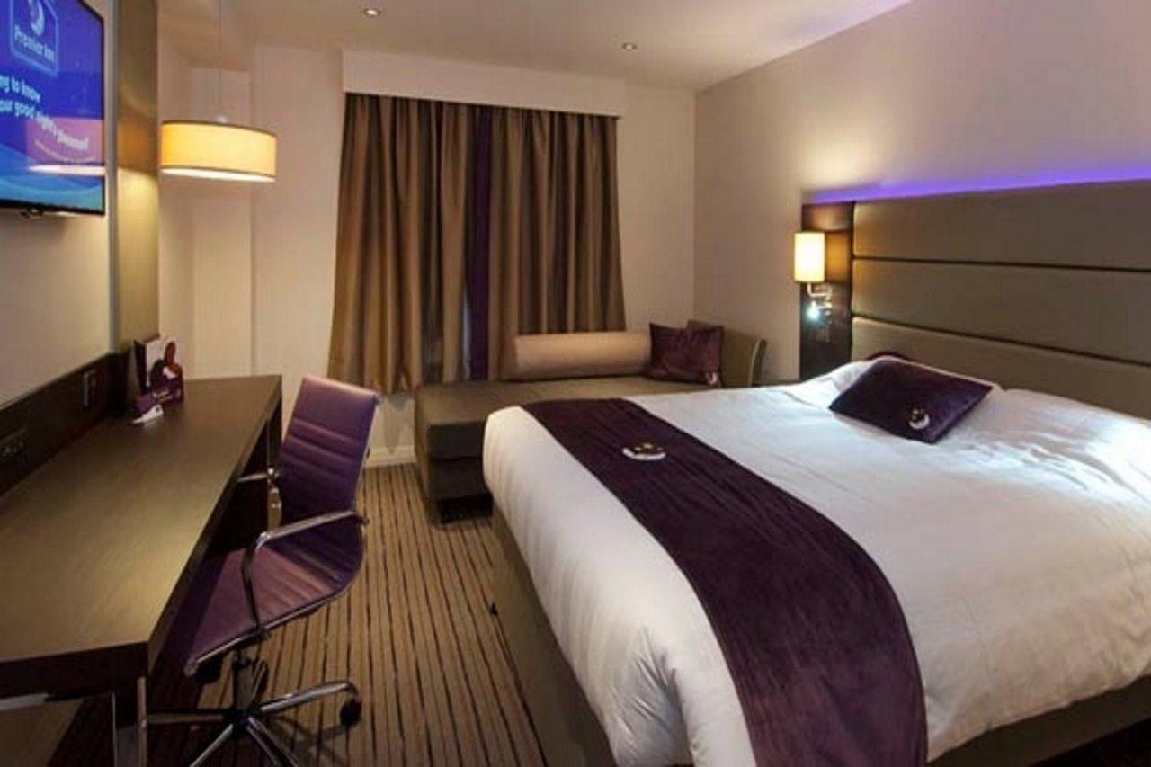 Premier Inn Bedford South Kempston Exterior foto